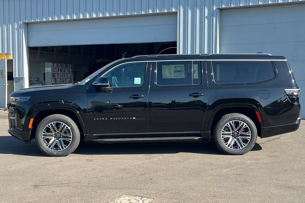 New 2026 Jeep Grand Wagoneer L 4WD w/ Premium Group I image 7