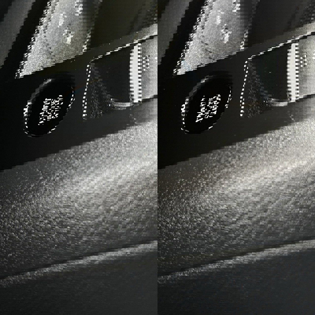 Used 2025 Nissan Kicks SV image 16