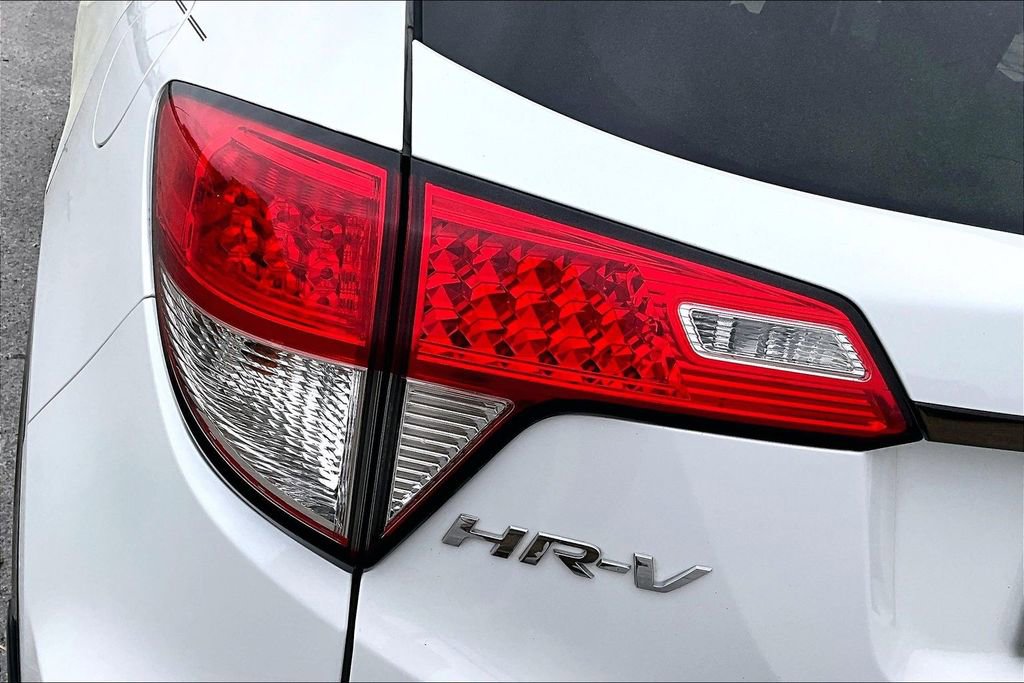 Used 2022 Honda HR-V Sport image 22