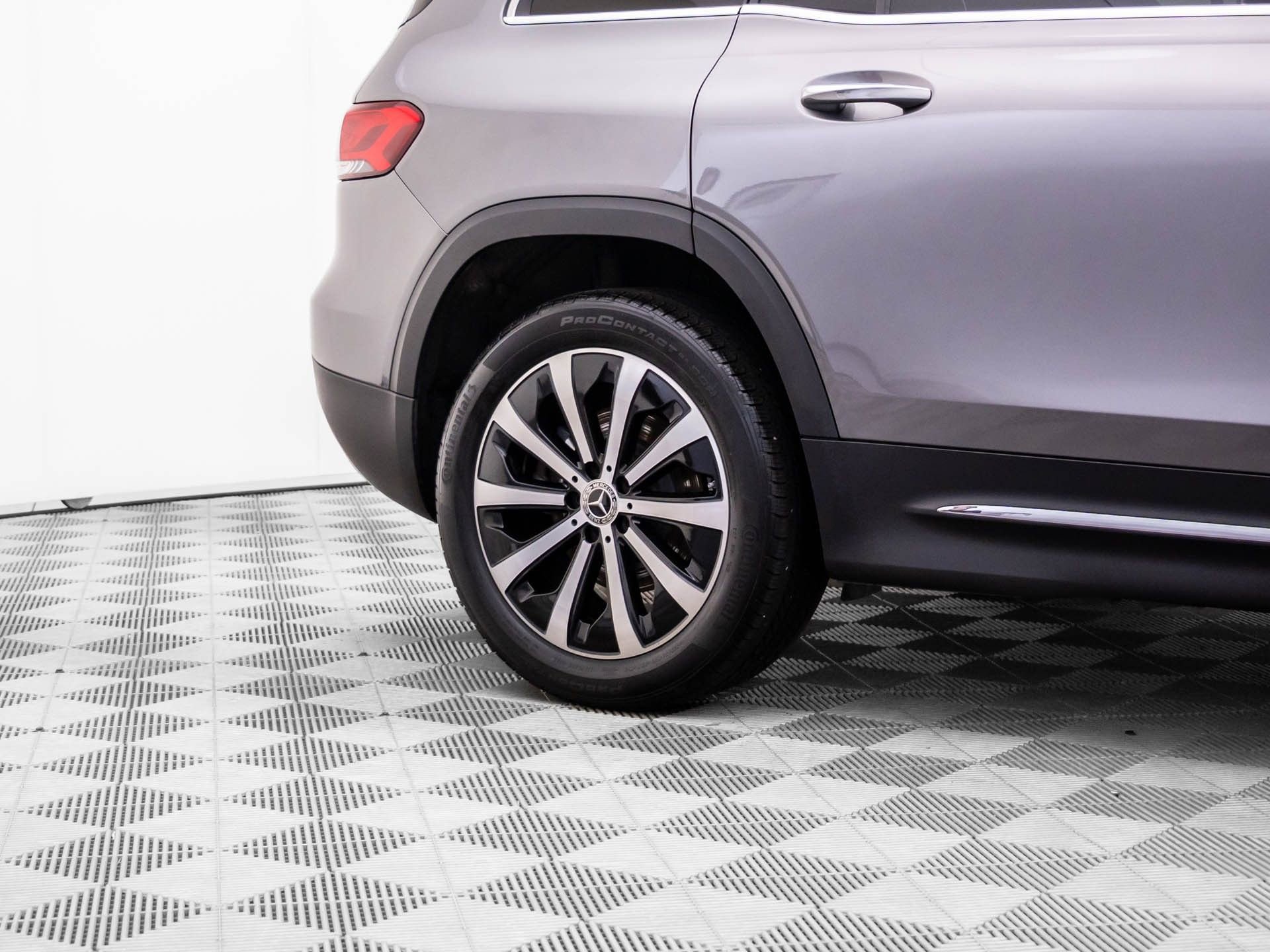 Certified 2022 Mercedes-Benz GLB 250 4MATIC image 38