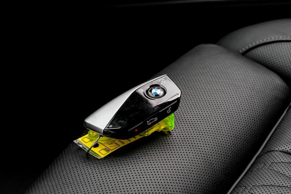 Used 2024 BMW ALPINA XB7 image 56