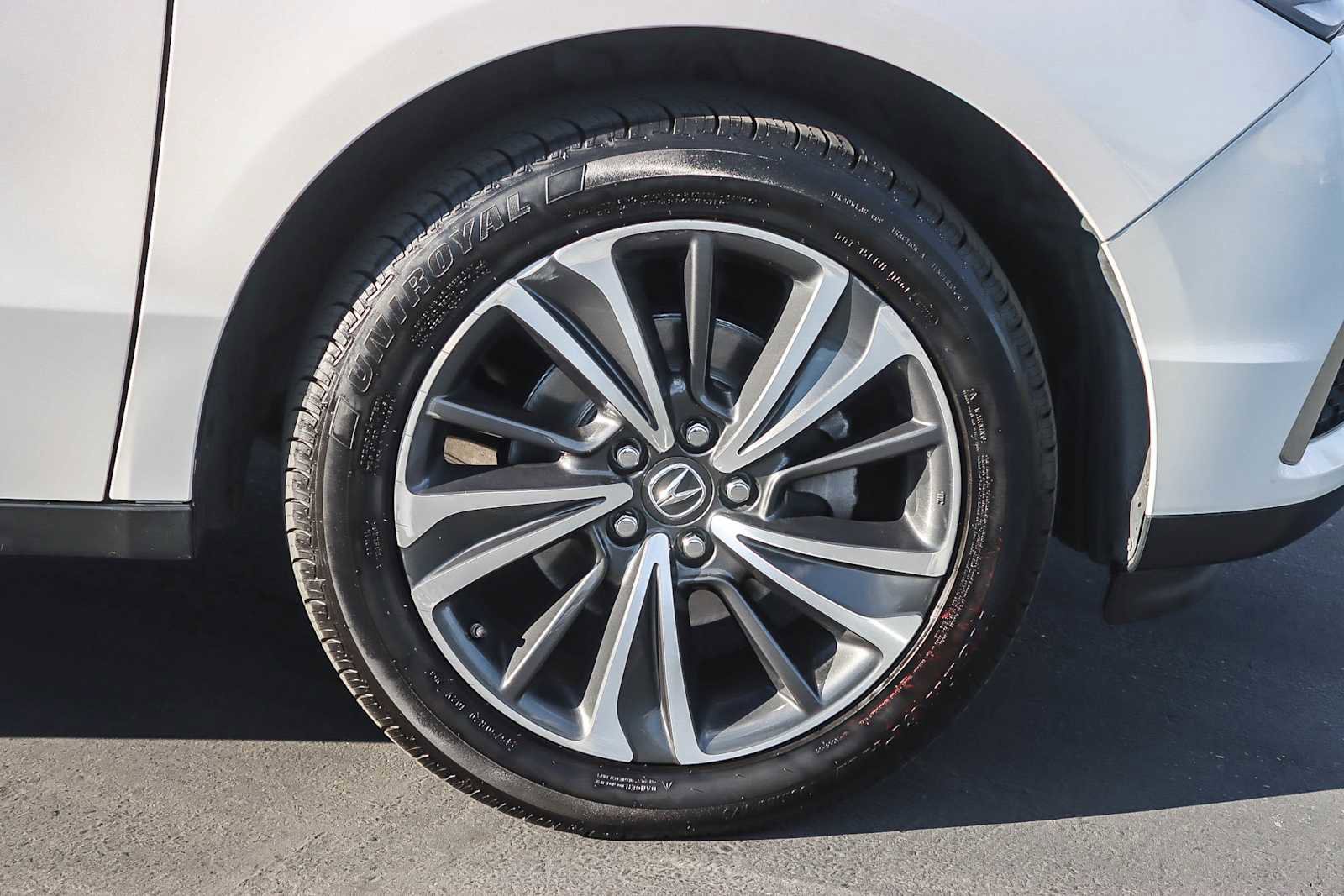 Used 2020 Acura MDX SH-AWD w/ Technology Package image 9