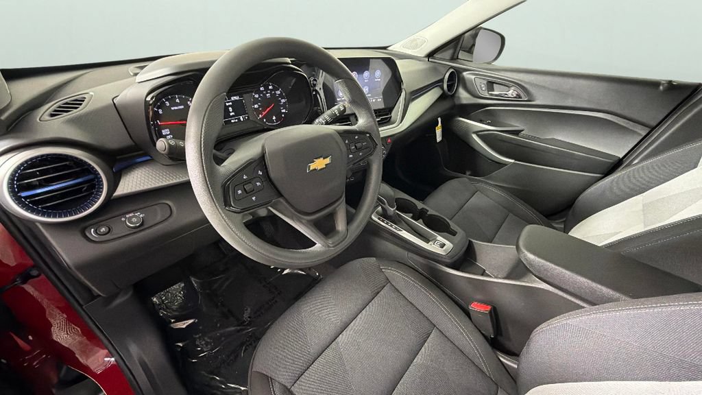 Certified 2026 Chevrolet Trax LS FWD image 18