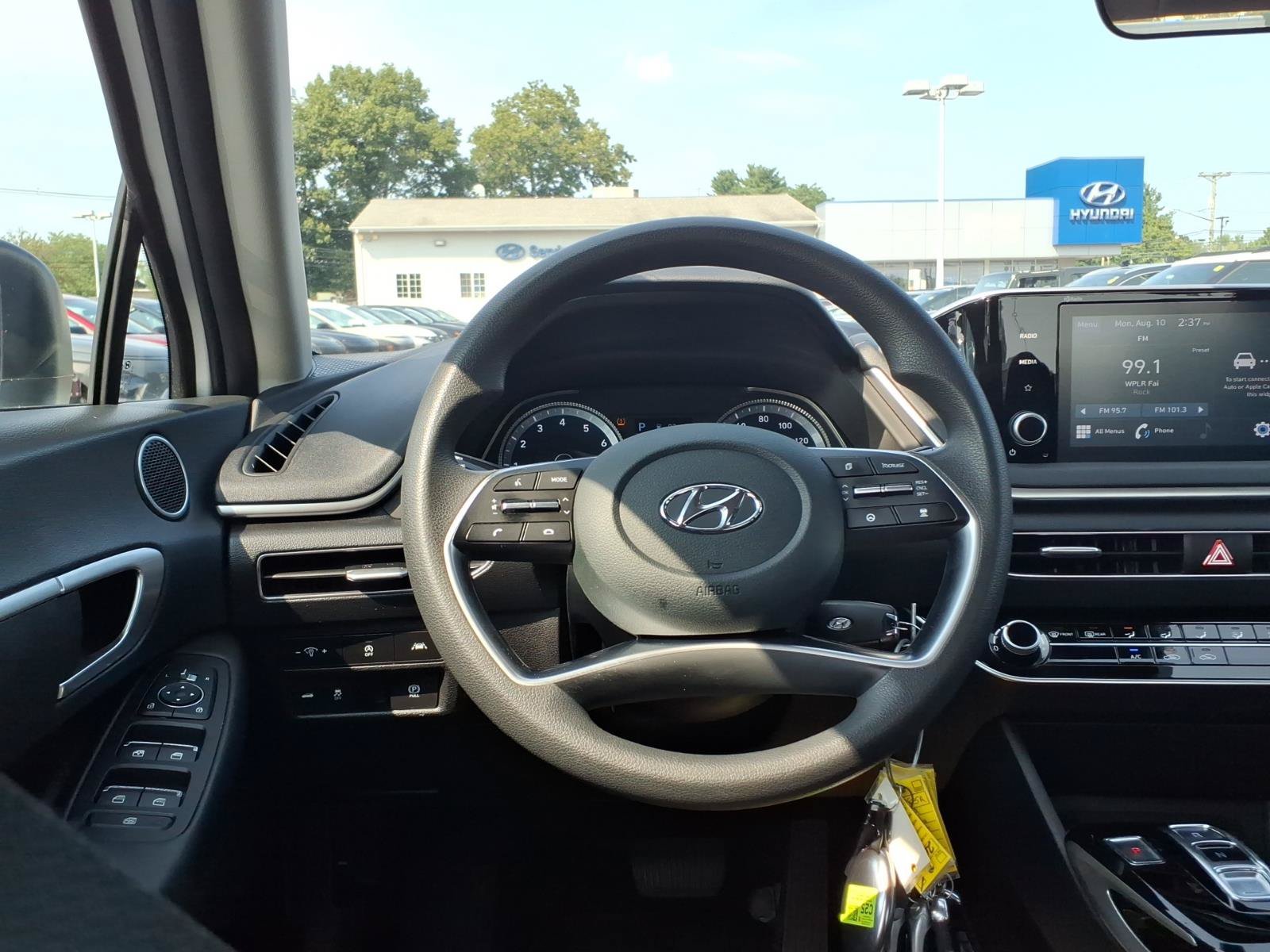 Certified 2023 Hyundai Sonata SE w/ Preferred Accessory Package FWD image 17