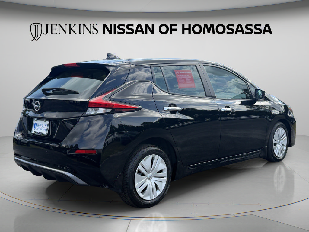 Certified 2025 Nissan Leaf S FWD image 3