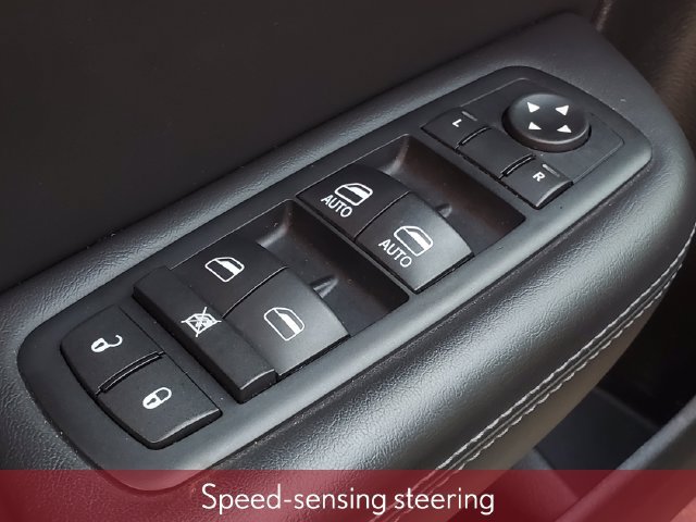 Used 2015 Chrysler 200 S w/ Comfort Group FWD image 26