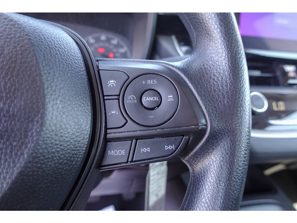 Certified 2025 Toyota Corolla LE FWD image 16