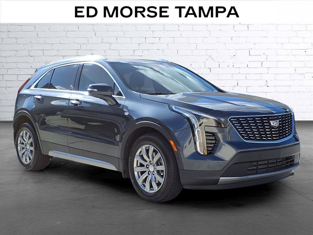 Used 2020 Cadillac XT4 Premium Luxury w/ Enhanced Visibility Package FWD image 5