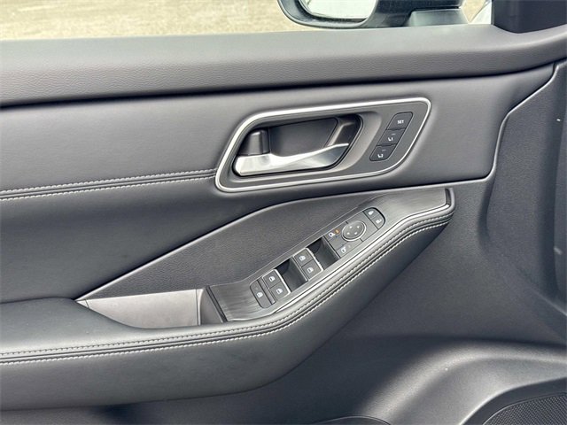 New 2026 Nissan Rogue Platinum w/ Platinum Premium Package image 23