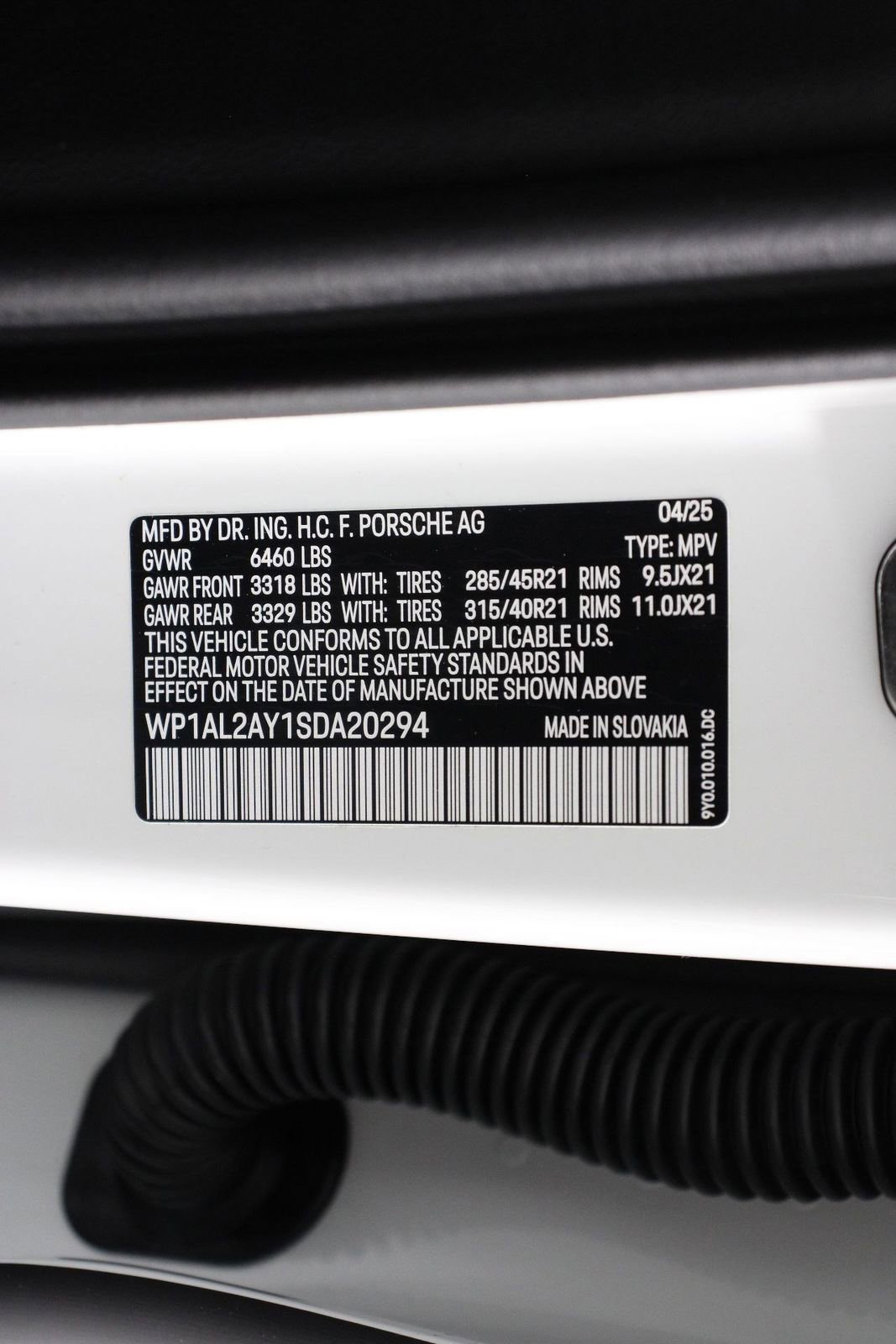 Certified 2025 Porsche Cayenne S image 19