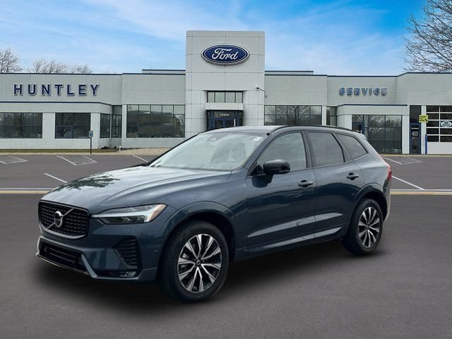 Used 2025 Volvo XC60 B5 Plus AWD/4WD image 1