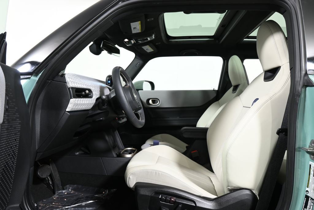 Certified 2025 MINI Cooper S image 3