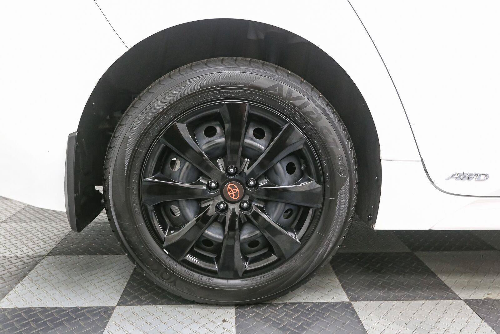 Certified 2026 Toyota Corolla LE AWD/4WD image 16