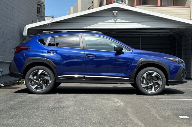 Used 2025 Subaru Crosstrek 2.5i Limited w/ Crosstrek Mirror Package image 4