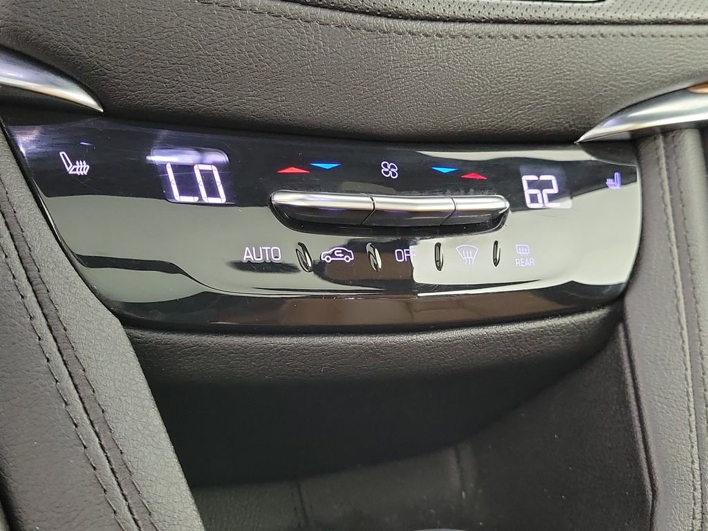 Used 2020 Cadillac XT5 Premium Luxury FWD image 28
