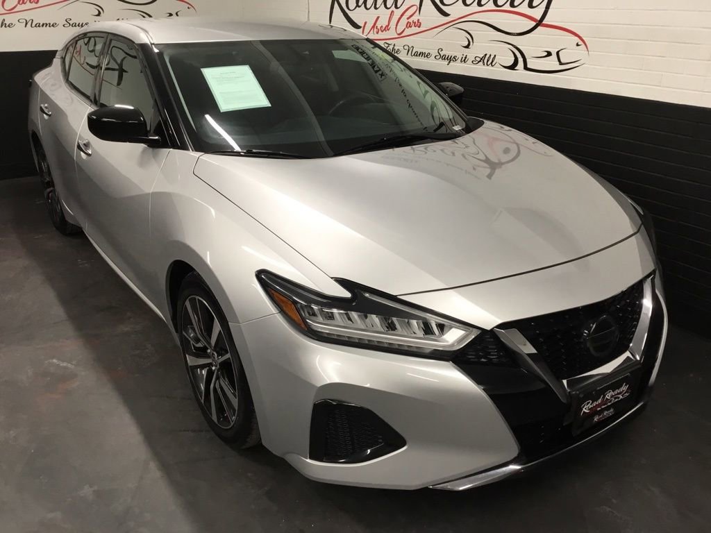 Used 2019 Nissan Maxima 3.5 S w/ Floor Mat Group FWD image 2
