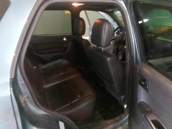 Used 2011 Ford Escape Limited w/ 302A Rapid Spec Order Code AWD/4WD image 30