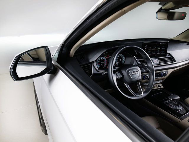 Used 2023 Audi Q5 Premium AWD/4WD image 24