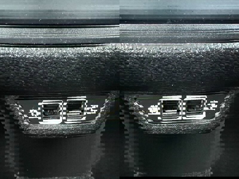 Used 2020 Volkswagen Passat 2.0T R-Line image 15