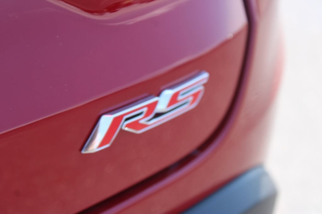 New 2026 Chevrolet Trax RS w/ Sunroof Package FWD image 16