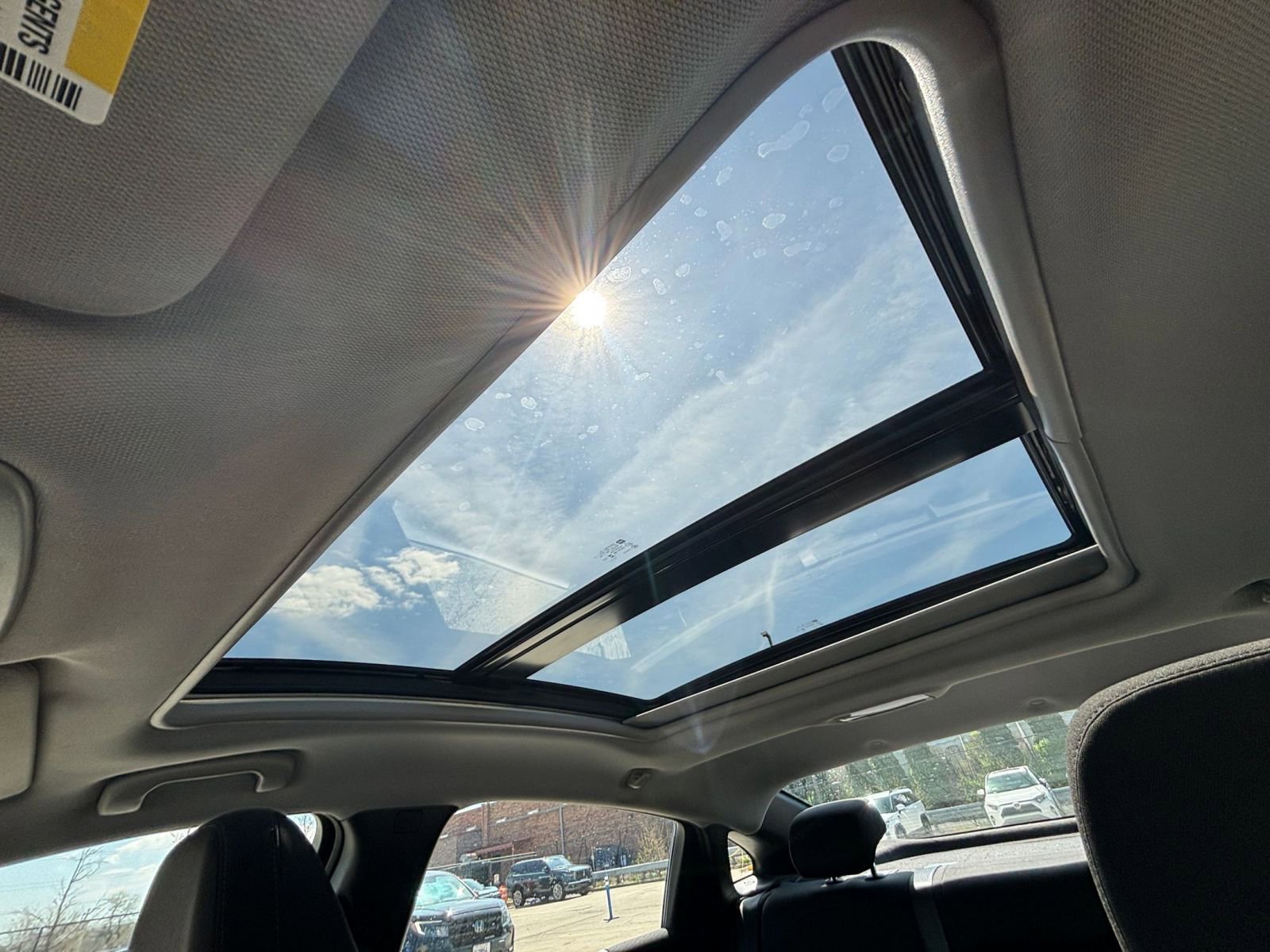 Used 2024 Chevrolet Malibu LT image 30