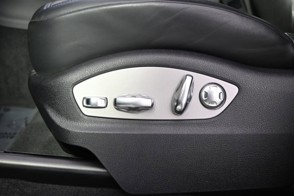 Used 2023 Porsche Macan S image 14