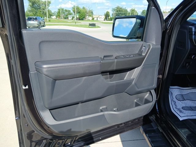 Used 2025 Ford F150 STX w/ STX Black Appearance Package AWD/4WD image 10
