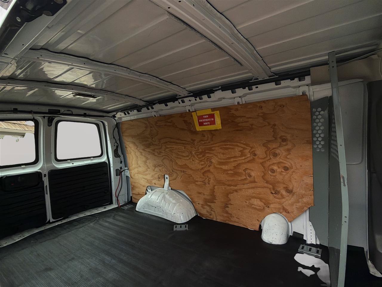Used 2006 GMC Savana 2500 RWD image 18