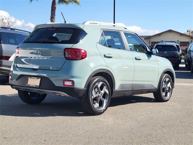 New 2026 Hyundai Venue SEL image 2