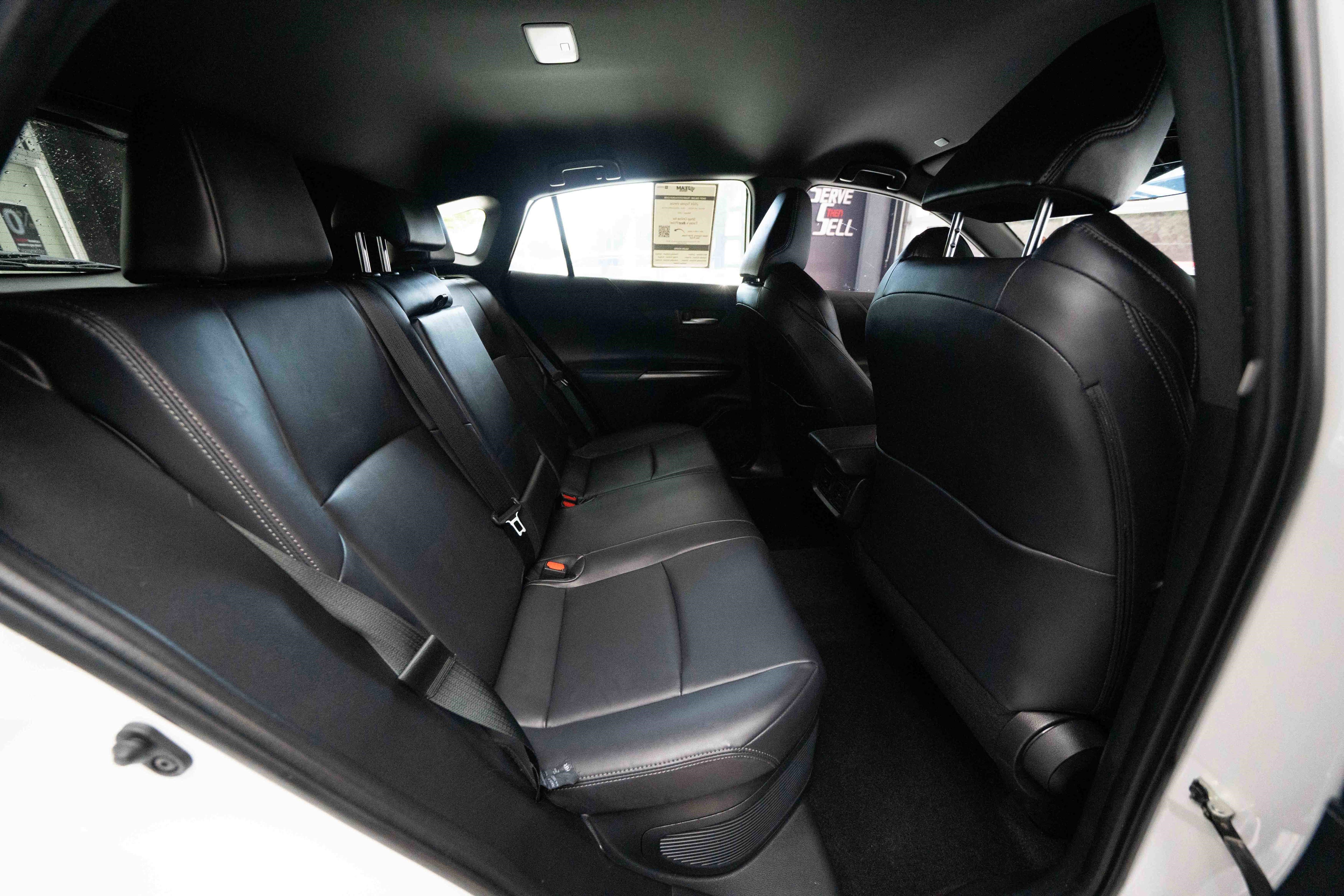 Used 2024 Toyota Venza XLE AWD/4WD image 25