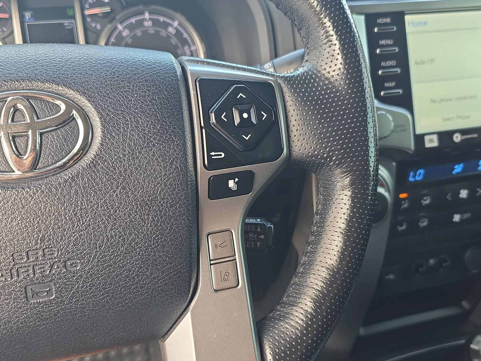 Used 2023 Toyota 4Runner Limited AWD/4WD image 15