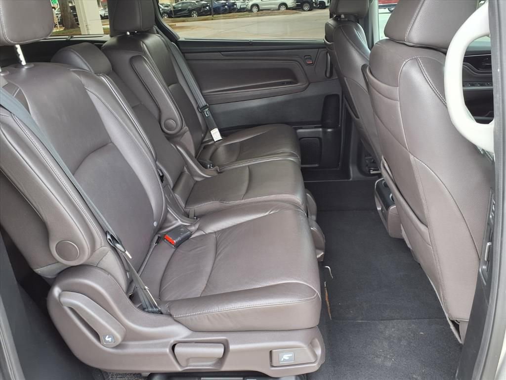 Used 2022 Honda Odyssey Touring image 12