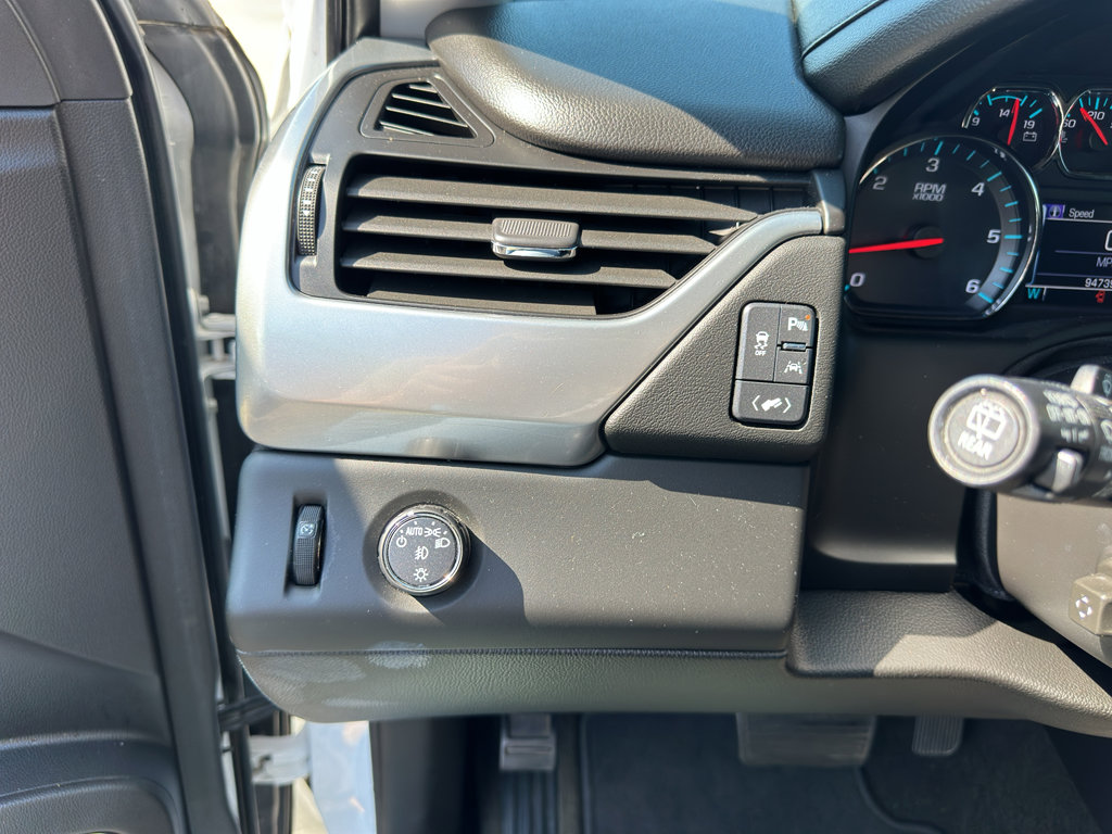 Used 2018 Chevrolet Tahoe Premier image 17