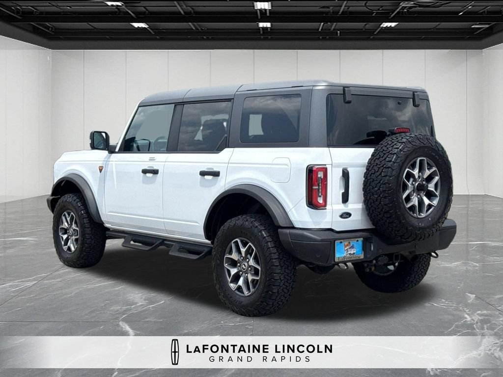 Used 2023 Ford Bronco Badlands AWD/4WD image 3