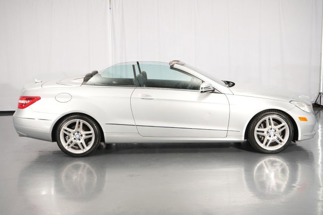 Used 2011 Mercedes-Benz E 350 Cabriolet image 10
