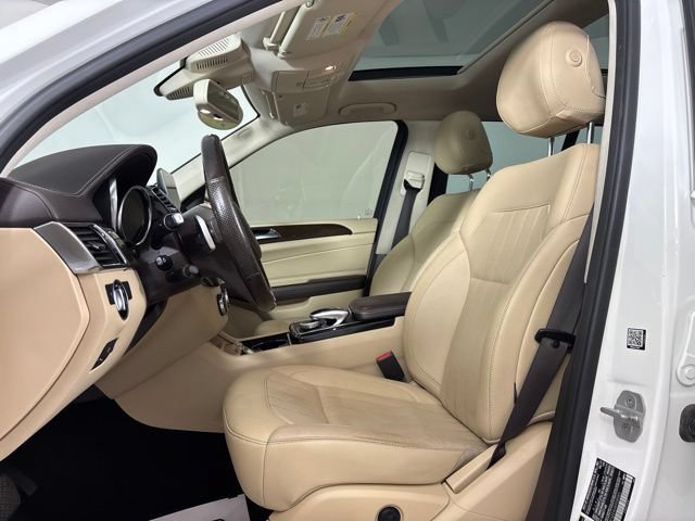 Used 2017 Mercedes-Benz GLS 450 4MATIC image 25