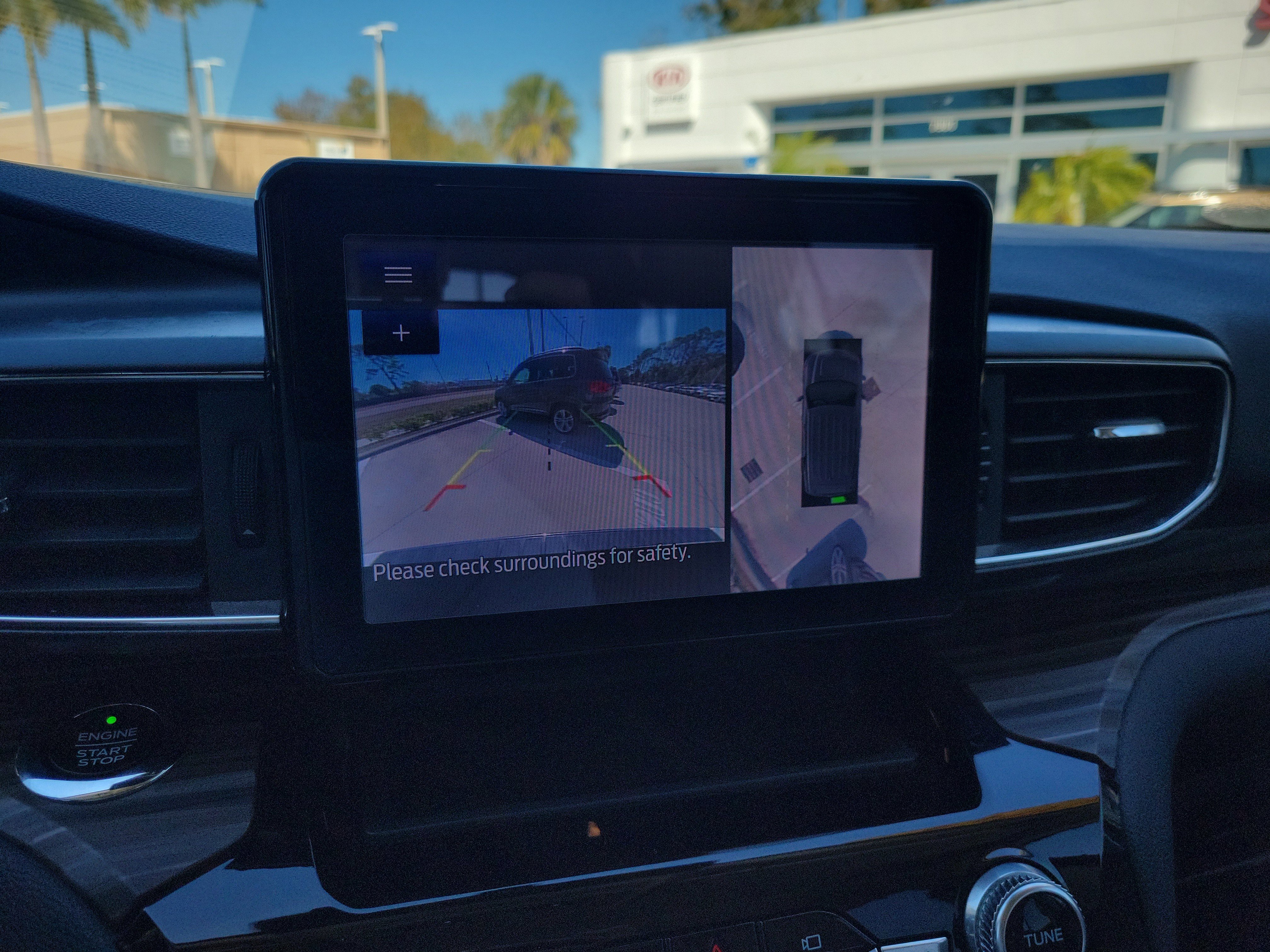 Used 2021 Ford Explorer Limited w/ Equipment Group 301A image 24