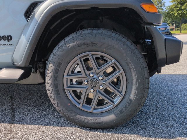 New 2026 Jeep Wrangler Unlimited Sport AWD/4WD image 10
