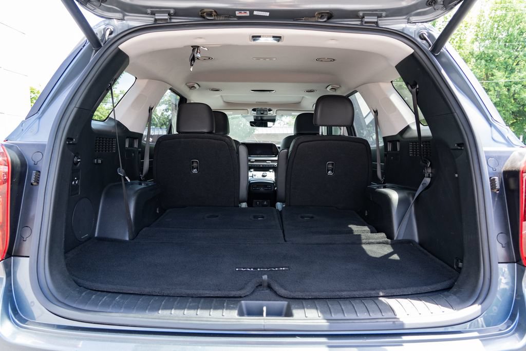 Used 2023 Hyundai Palisade SEL w/ Premium Package AWD/4WD image 8