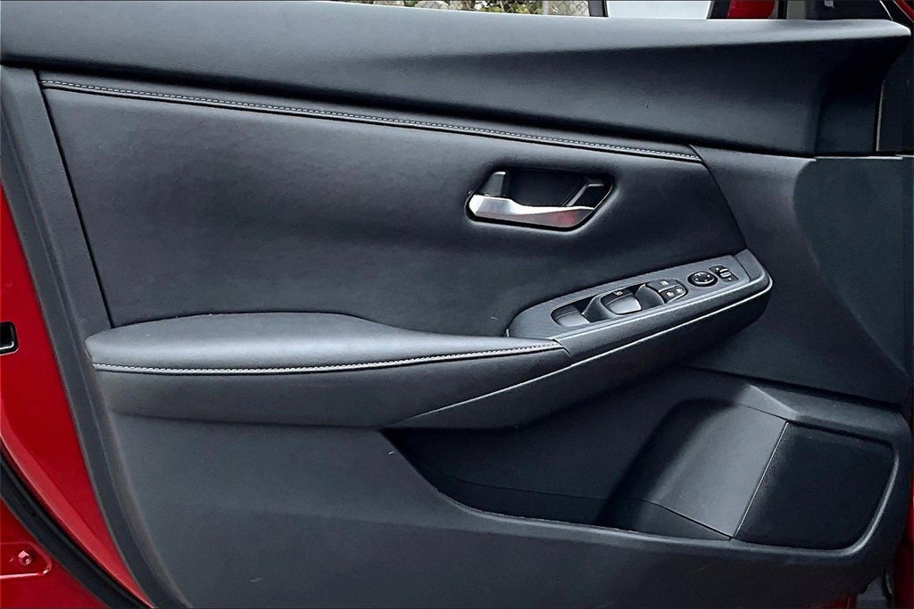 Used 2024 Nissan Sentra SV image 21