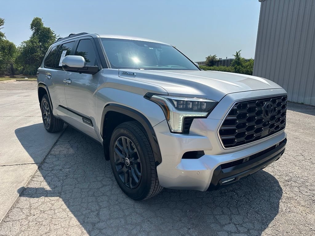 Used 2024 Toyota Sequoia Platinum AWD/4WD image 3