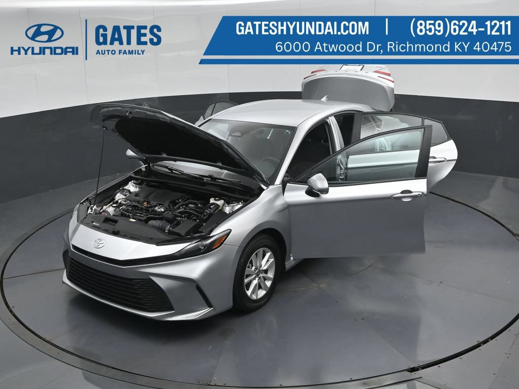 Used 2025 Toyota Camry LE FWD image 53