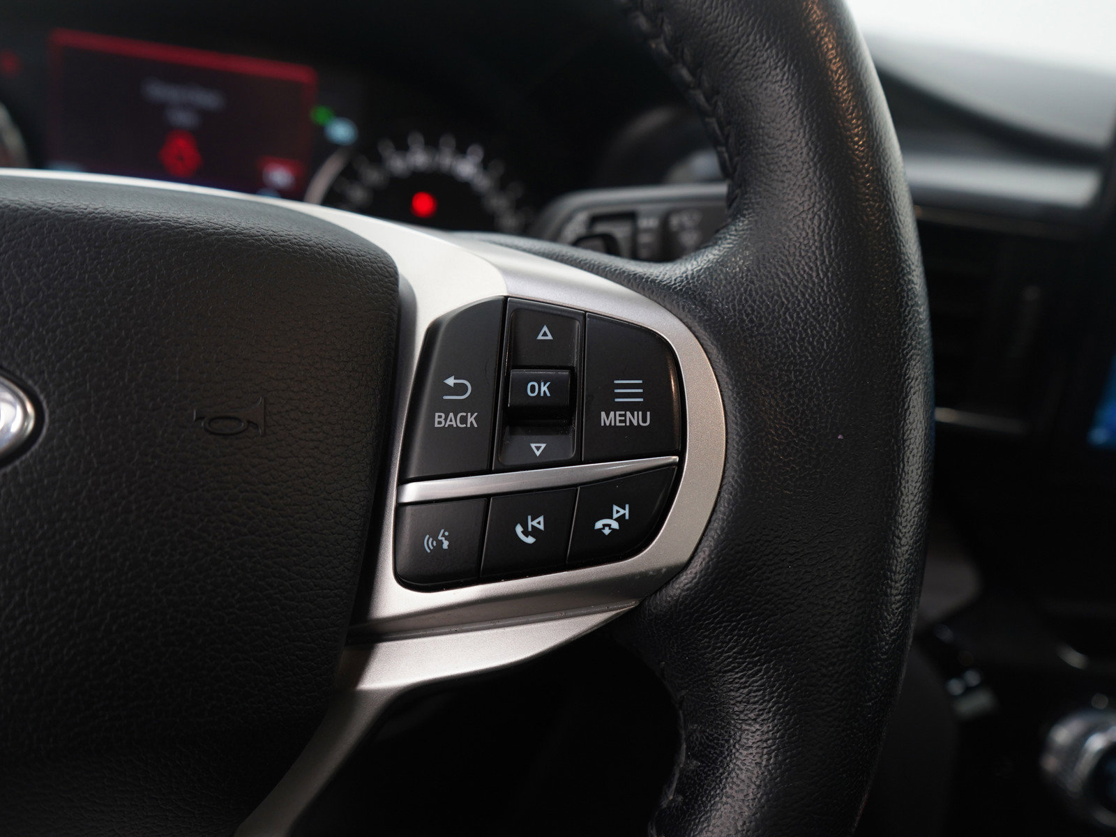 Used 2021 Ford Explorer Limited image 33