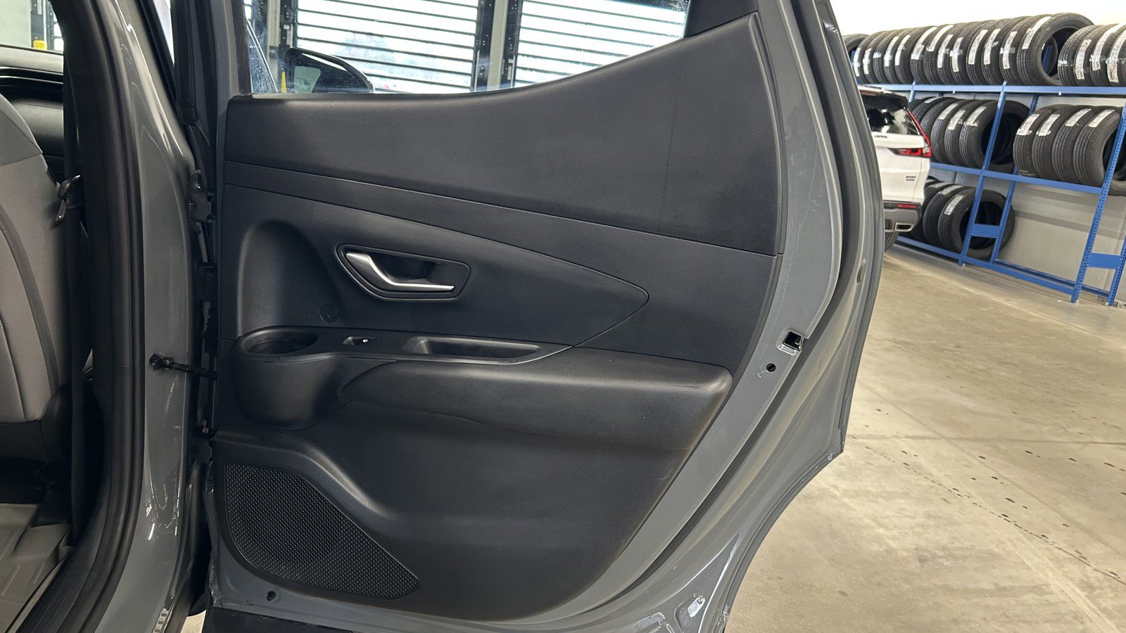 Used 2022 Hyundai Santa Cruz SEL Premium image 18