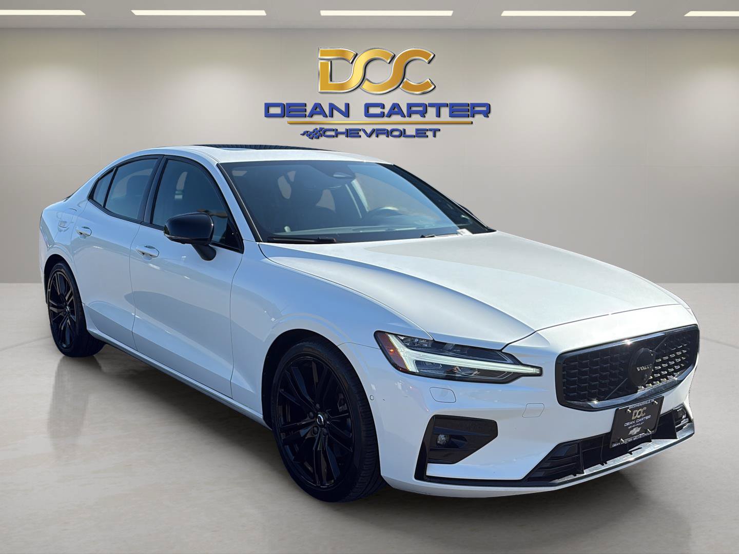 Used 2023 Volvo S60 B5 Plus AWD/4WD image 7
