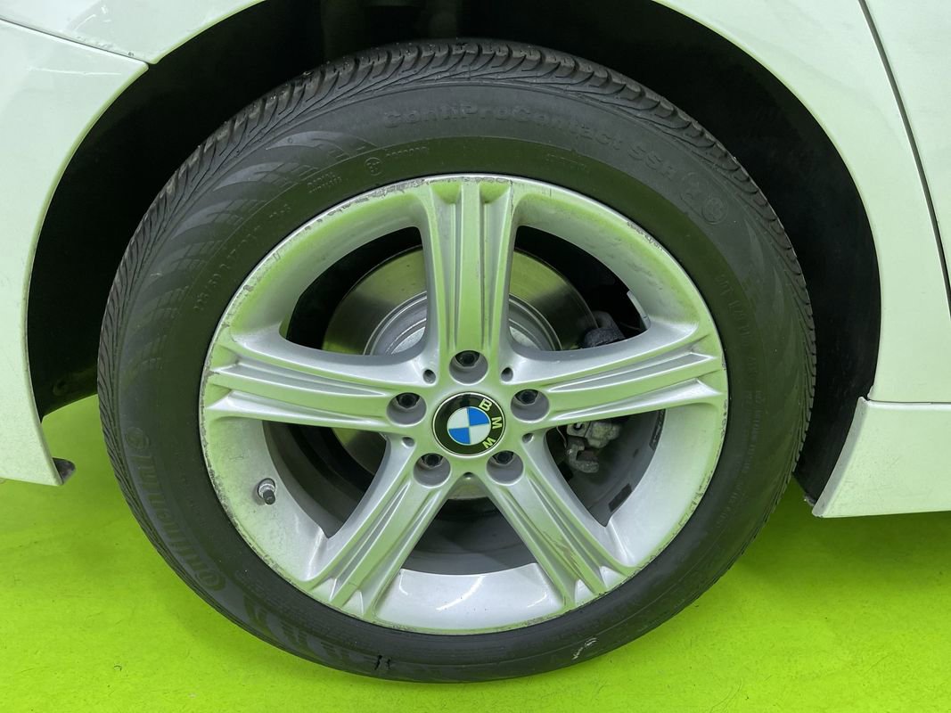 Used 2014 BMW 320i xDrive Sedan image 15