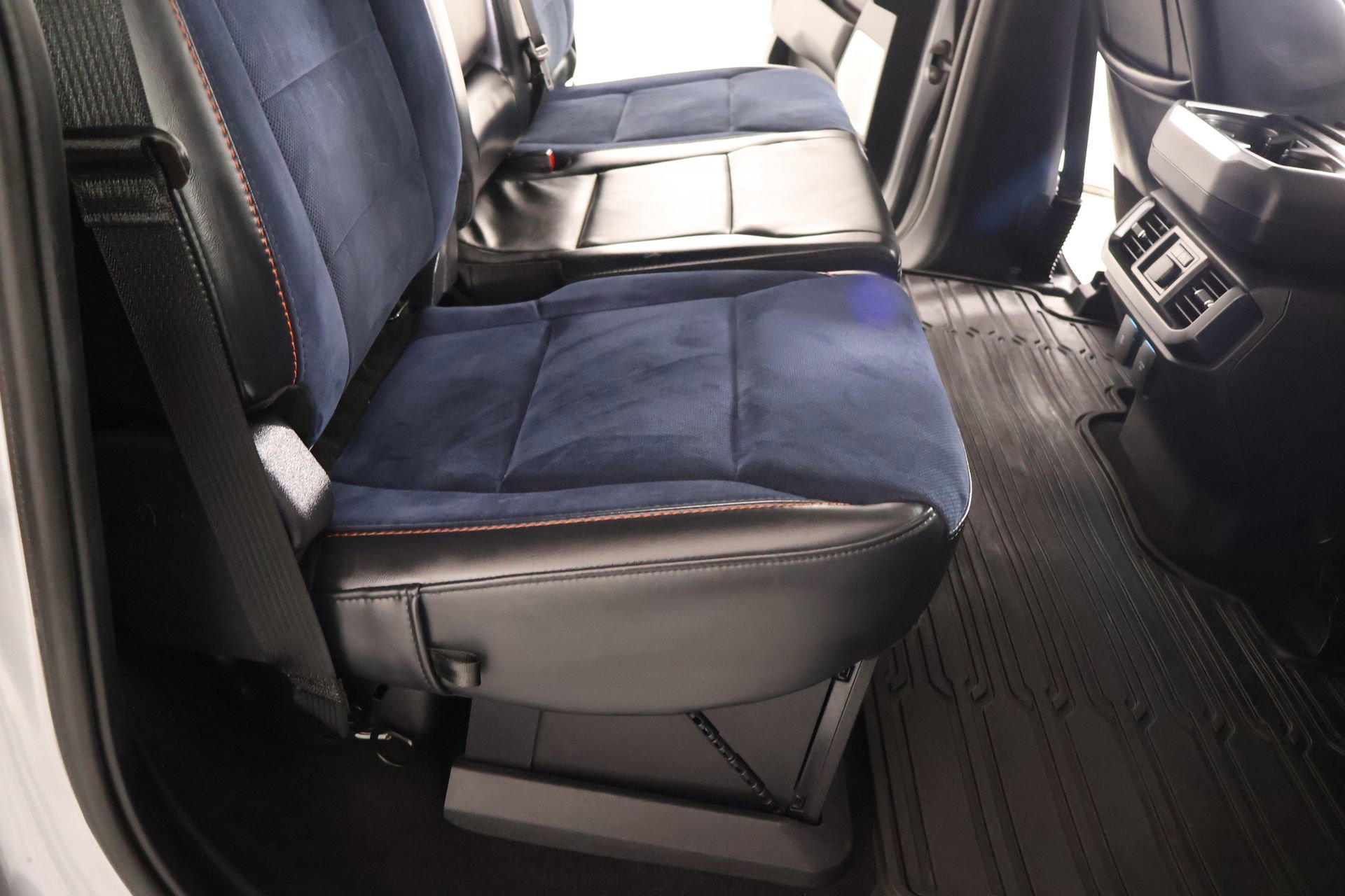 Used 2023 Ford F150 Raptor w/ Blue Interior Package AWD/4WD image 16