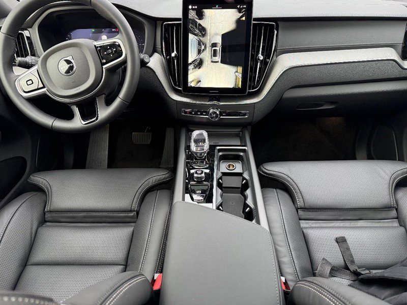 New 2026 Volvo XC60 T8 Ultra w/ Climate Package AWD/4WD image 6