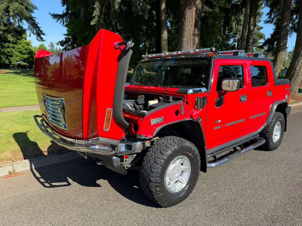 Used 2005 HUMMER H2 SUT w/ Preferred Equipment Group AWD/4WD image 15