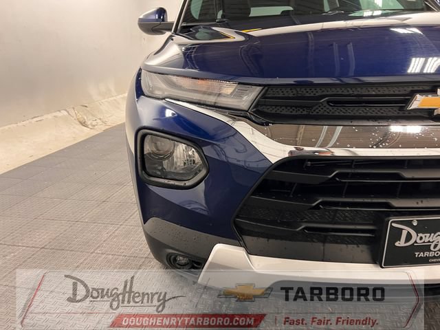 Used 2023 Chevrolet TrailBlazer LT FWD image 11